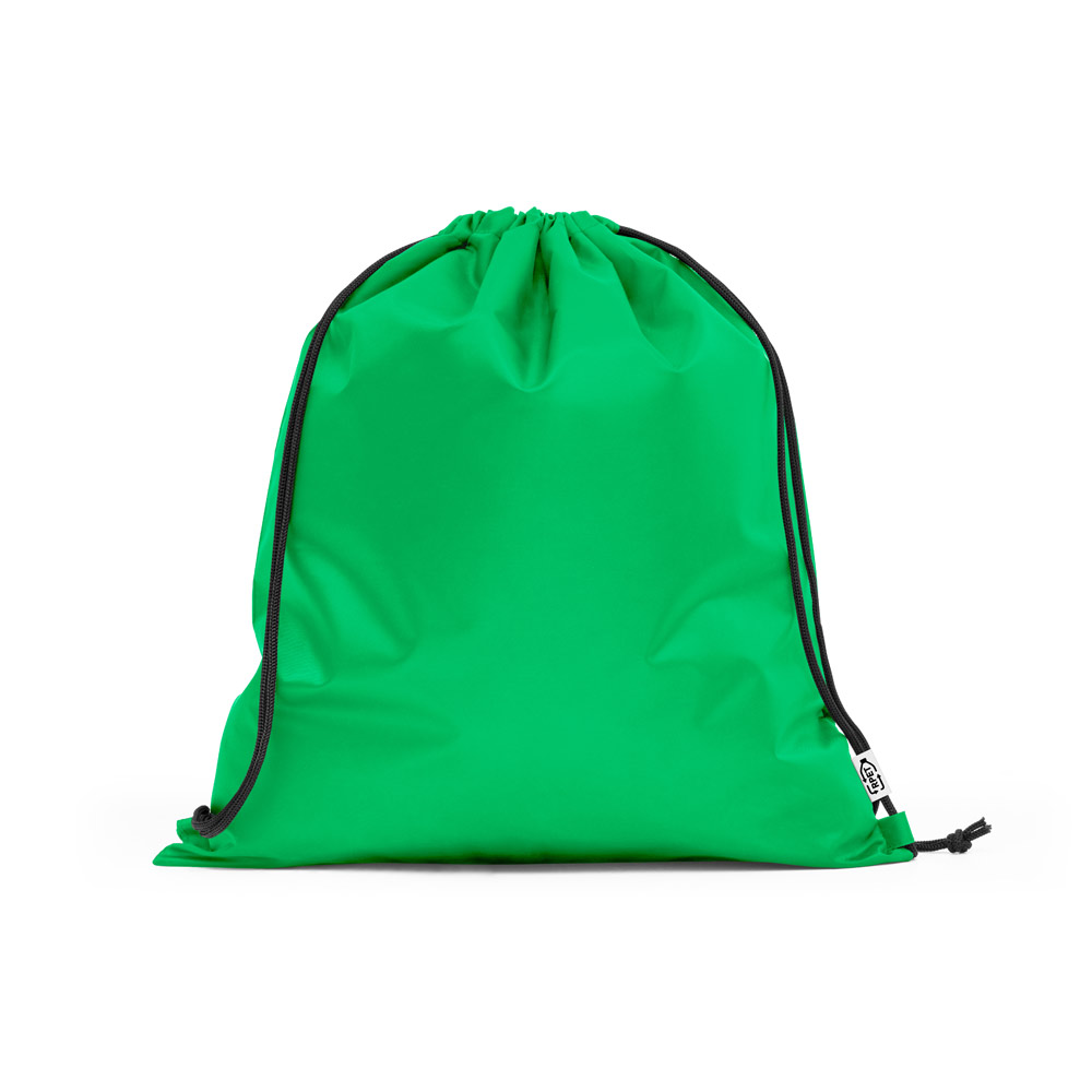PEMBA. Sacola tipo mochila em poliéster reciclado 190T, produzida a partir de plástico reciclado