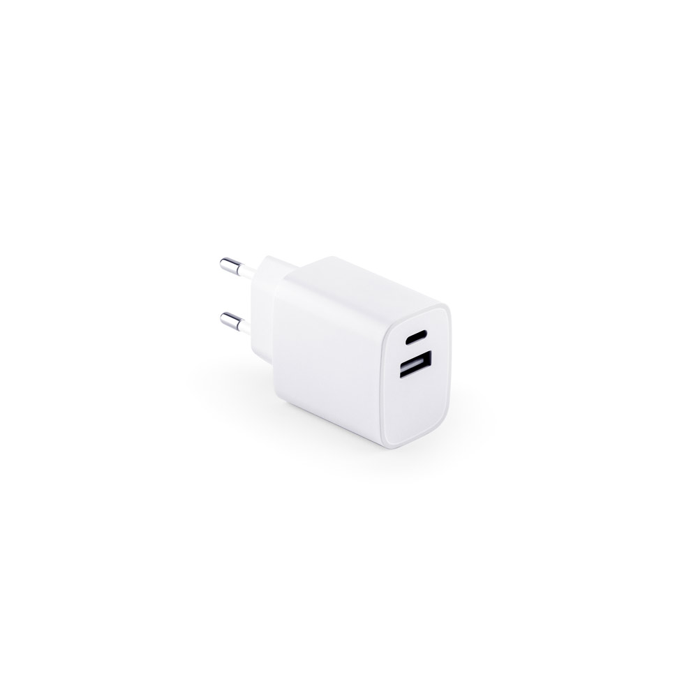 WEGENER. Adaptador de corrente com porta USB-A 18W e USB-C 20W em ABS 100% reciclado