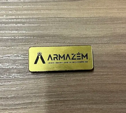 Broche magnético
