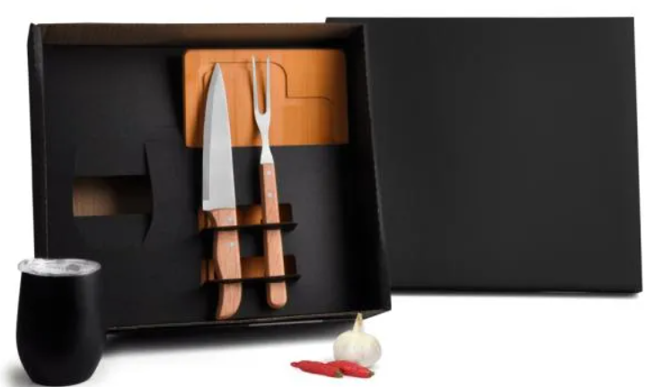 Kit Para Churrasco Com Copo Térmico - 4 Pçs